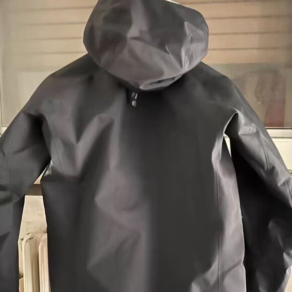 Men's Black Jacket - Picture 2 of 3